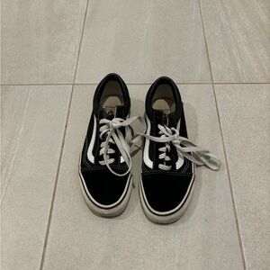 Women’s Black Lowtop Vans